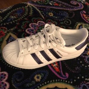 Adidas superstar